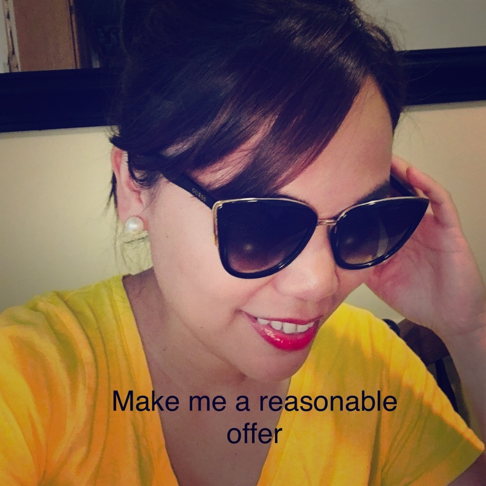 Meet your Posher, Cecille